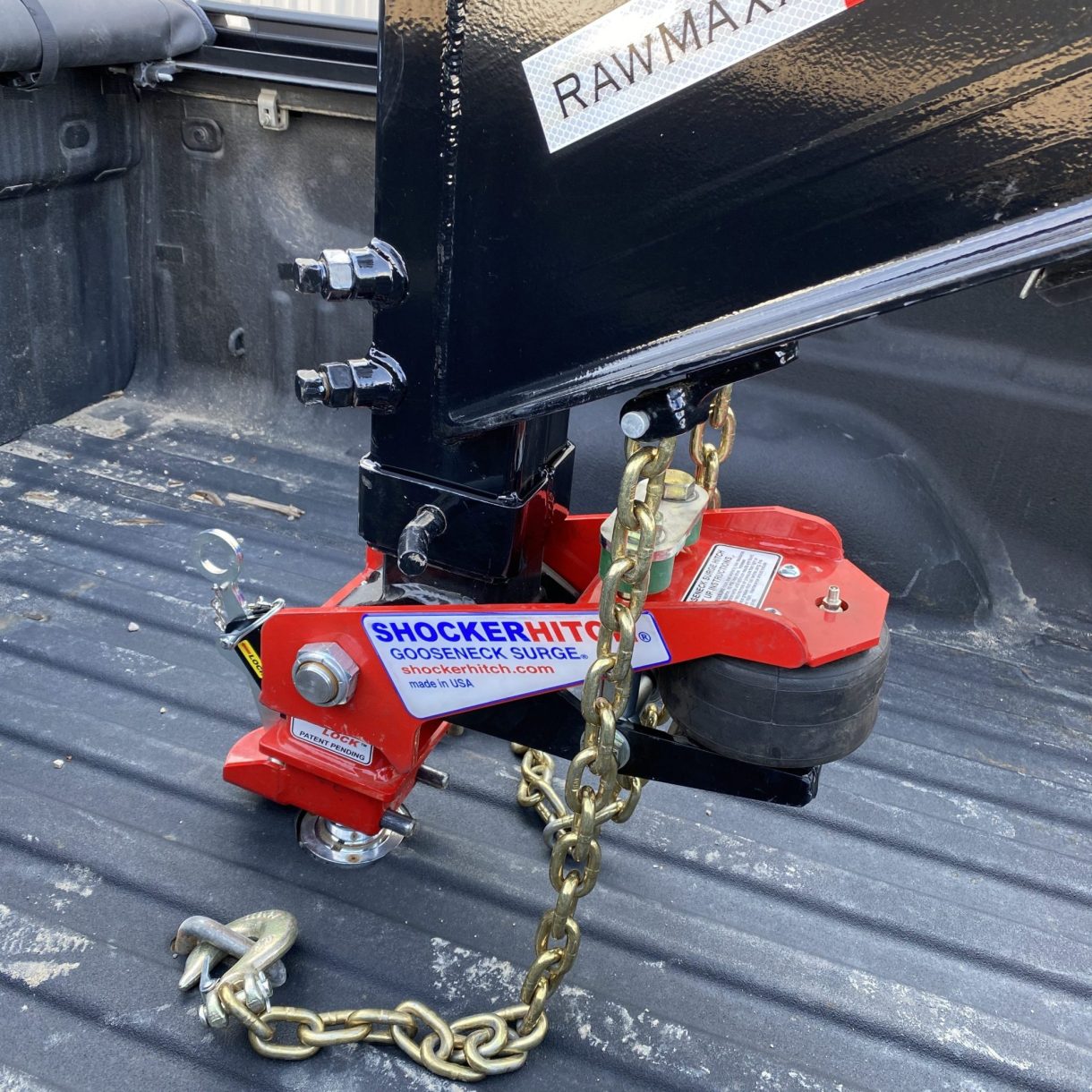 Shocker Gooseneck Air Hitch - 100MM Square Straight Pin Installed