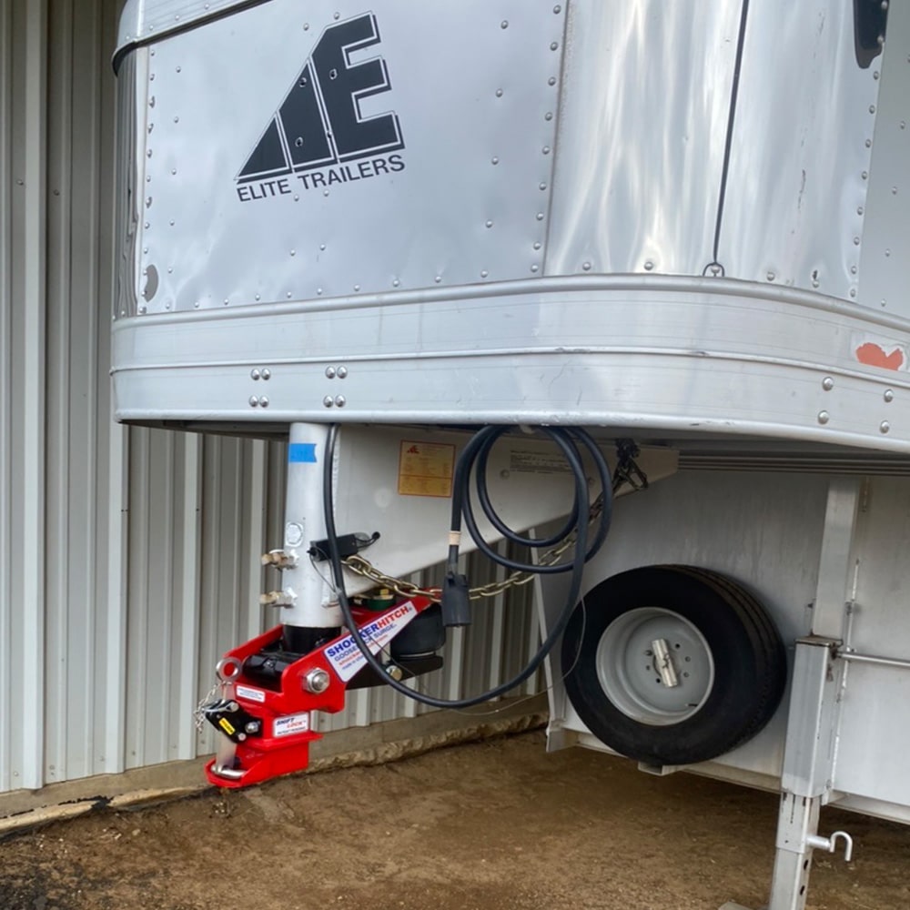 Shocker Gooseneck Surge Air Hitch & Coupler on Elite Trailer (Round Stem - Angled Pin)