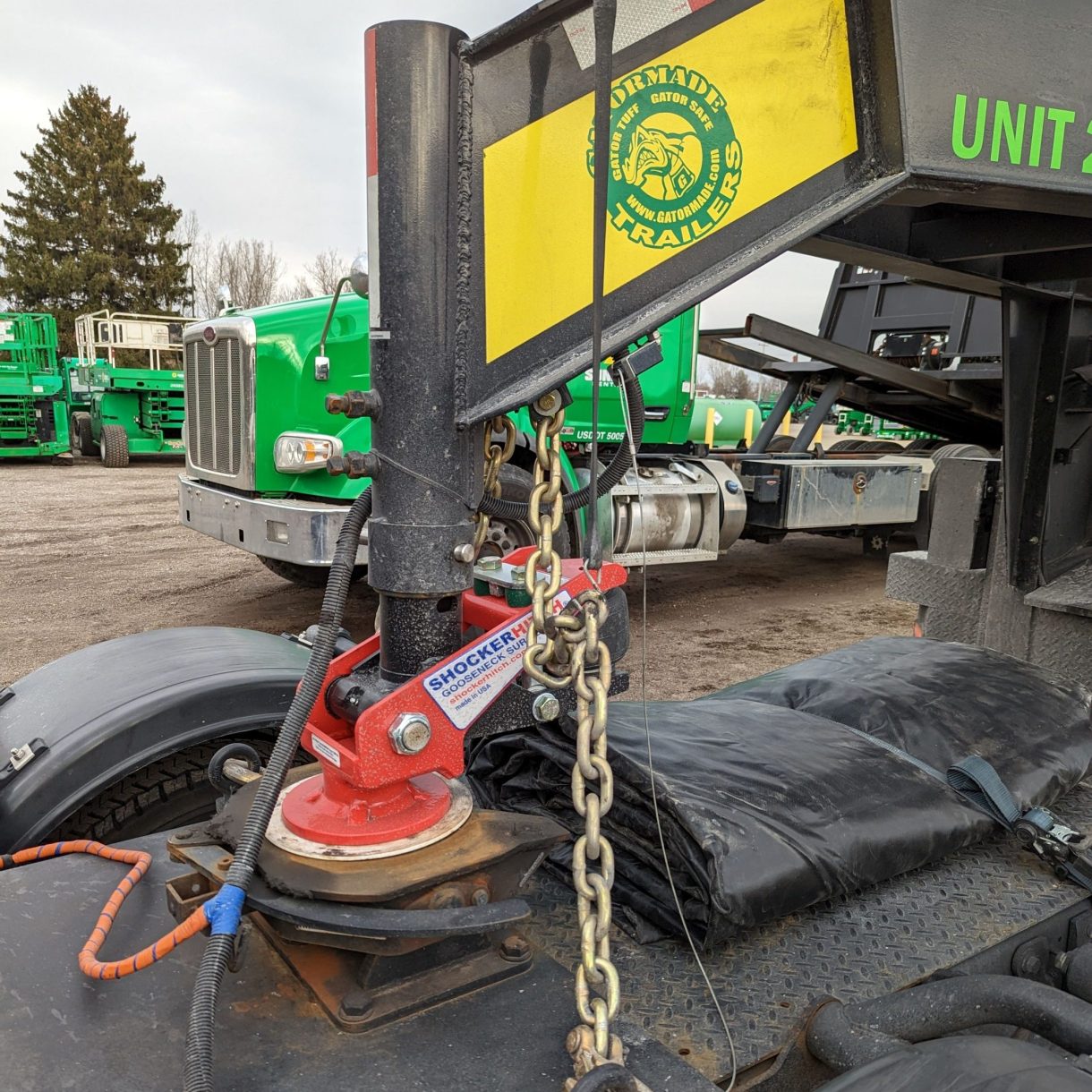 Shocker Gooseneck Air Hitch with King Pin