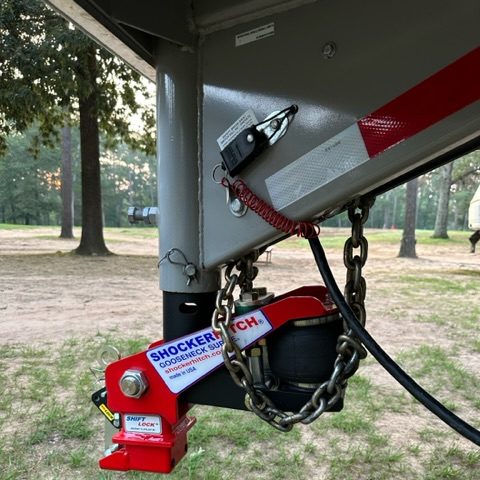 Gooseneck Air Hitch & Coupler (Round Stem & Angled Pin)