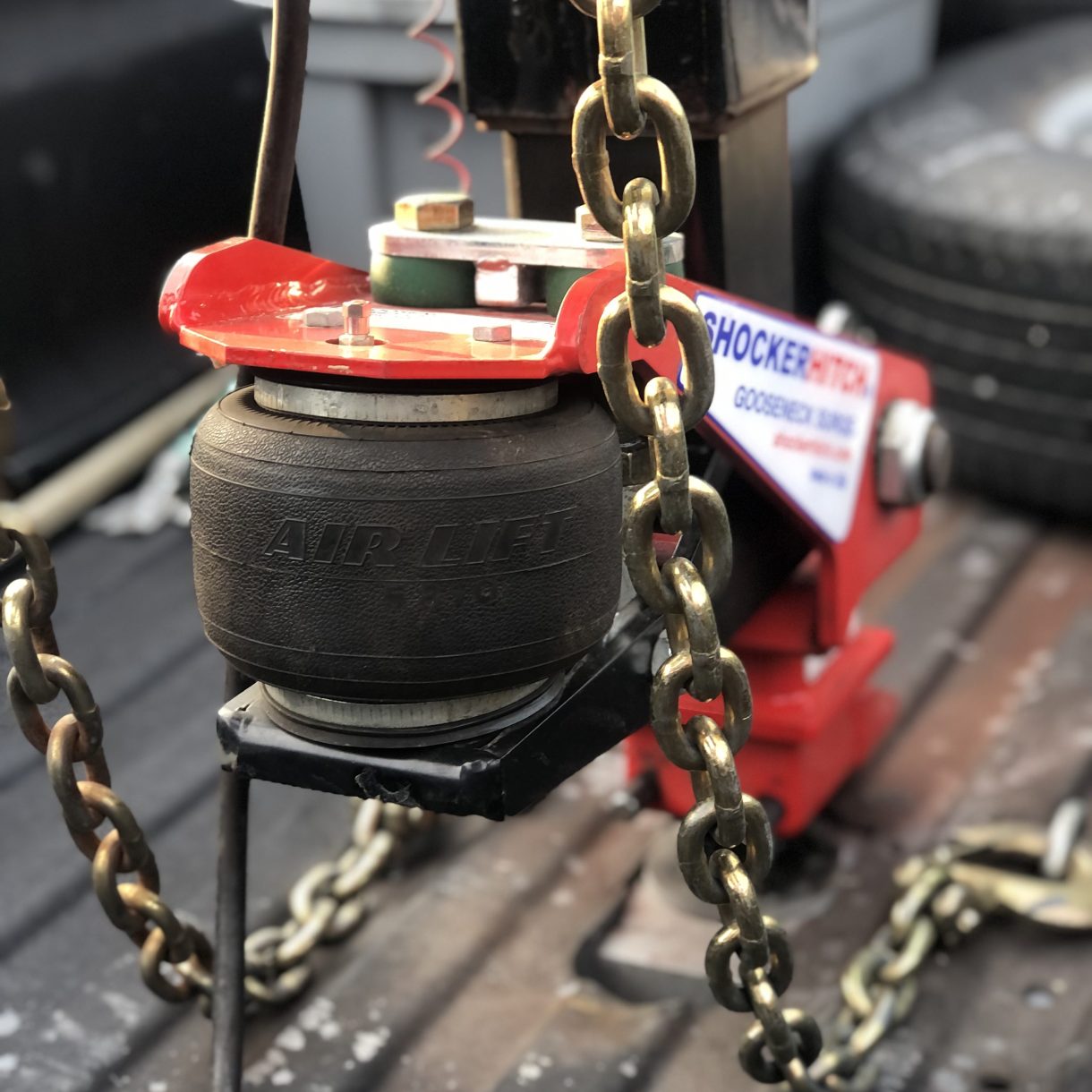 Shocker Gooseneck Air Hitch & Coupler Installed Closeup (Square Stem)