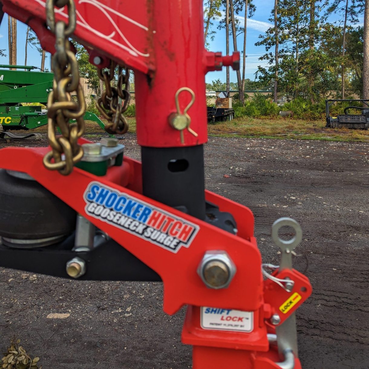 Shocker 30K Gooseneck Air Hitch & 2-5/16" Coupler (4" Round Angled Stem)