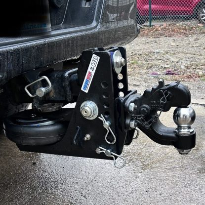 Shocker HD Max Black Air Hitch with Pintle & Ball Installed