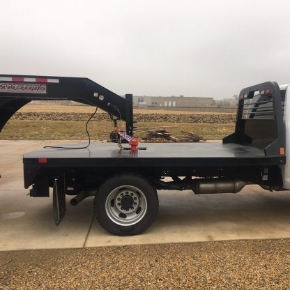Gooseneck Surge Air Hitch and Flat Bed