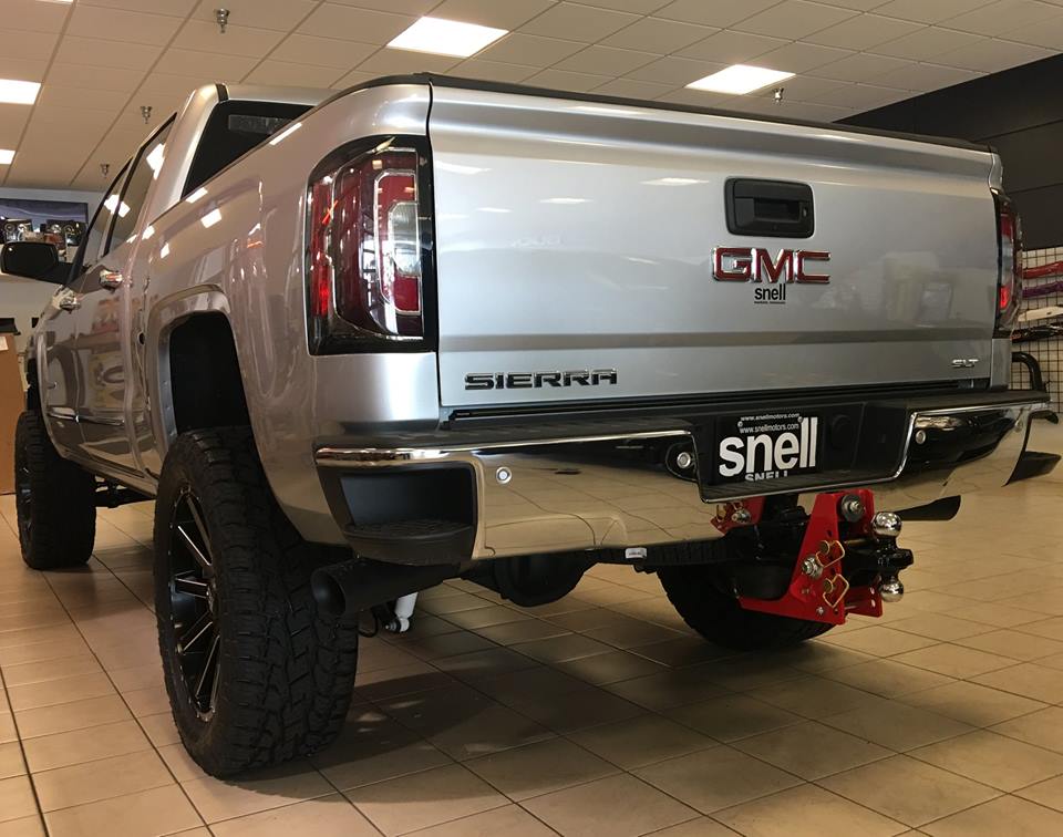 Refurbished Shocker Air Hitch with Combo Ball Mount